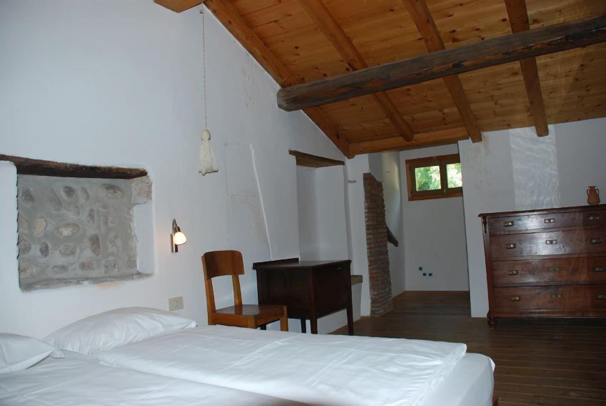 La Tinassara Bed & Breakfast Lazise Exterior photo