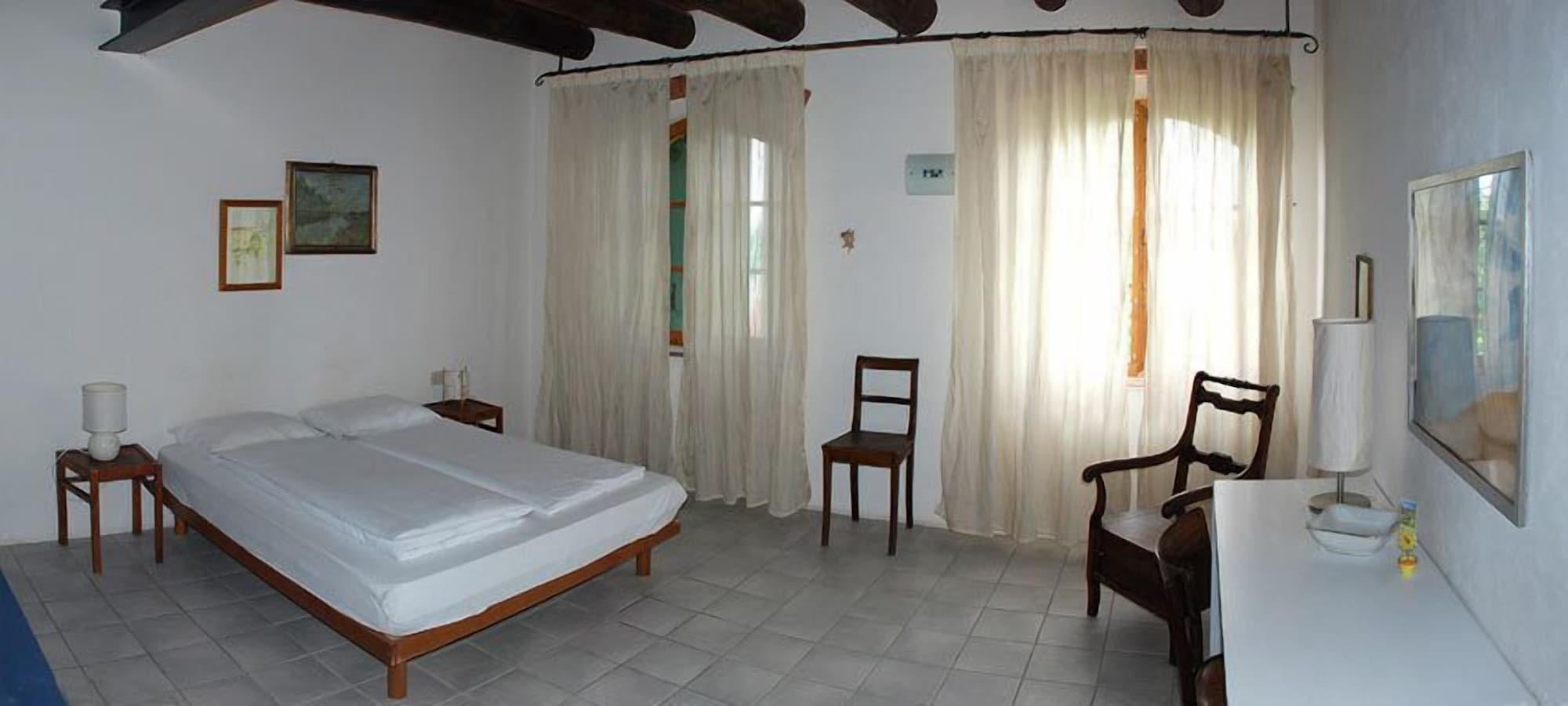 La Tinassara Bed & Breakfast Lazise Exterior photo
