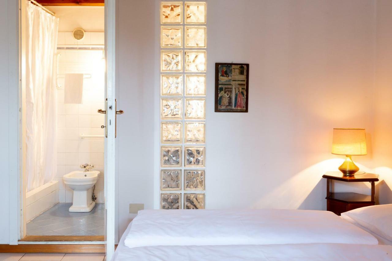 La Tinassara Bed & Breakfast Lazise Exterior photo