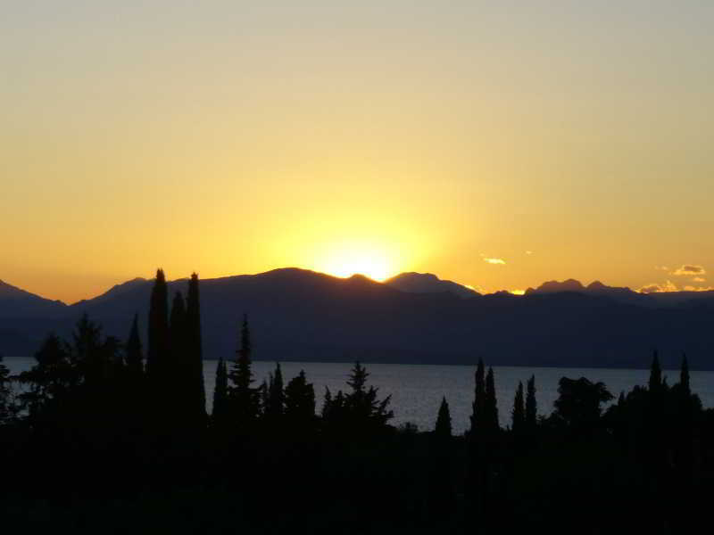 La Tinassara Bed & Breakfast Lazise Exterior photo
